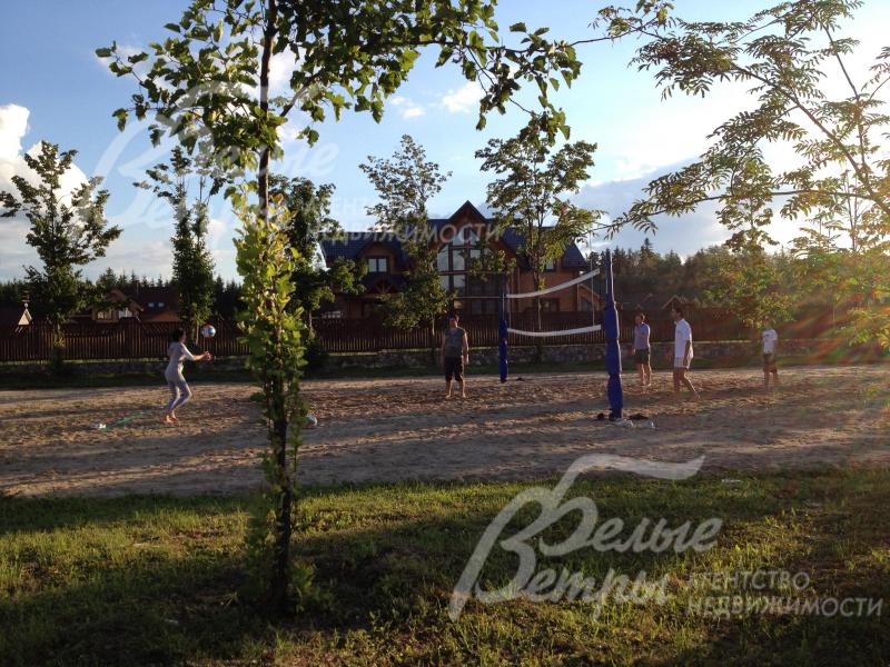 Спортивные площадки в поселке Глаголево Парк