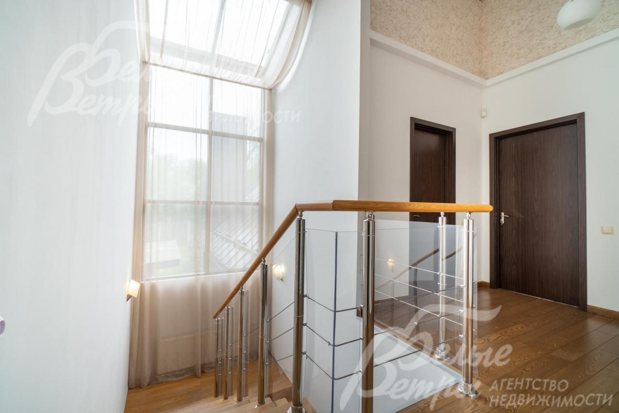 Лестница шириной 1 метр