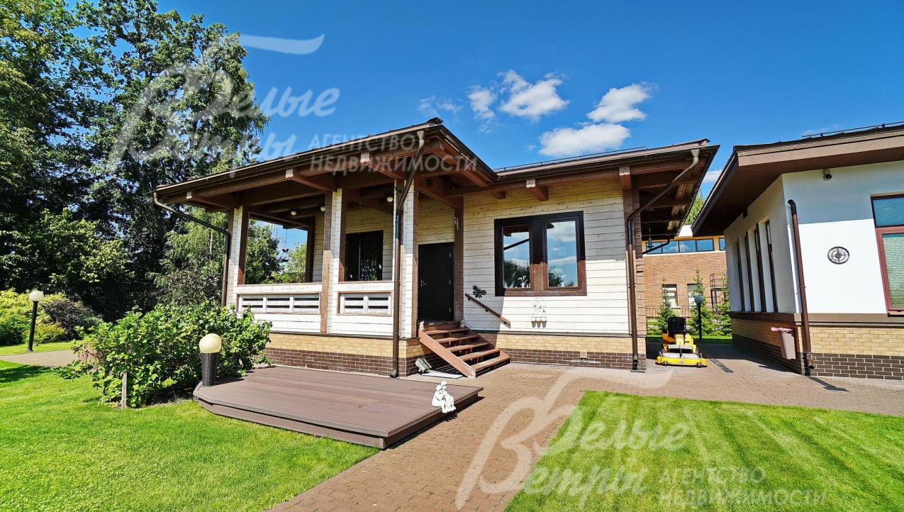 Баня 67 кв.м клееный профилированный брус из кедра