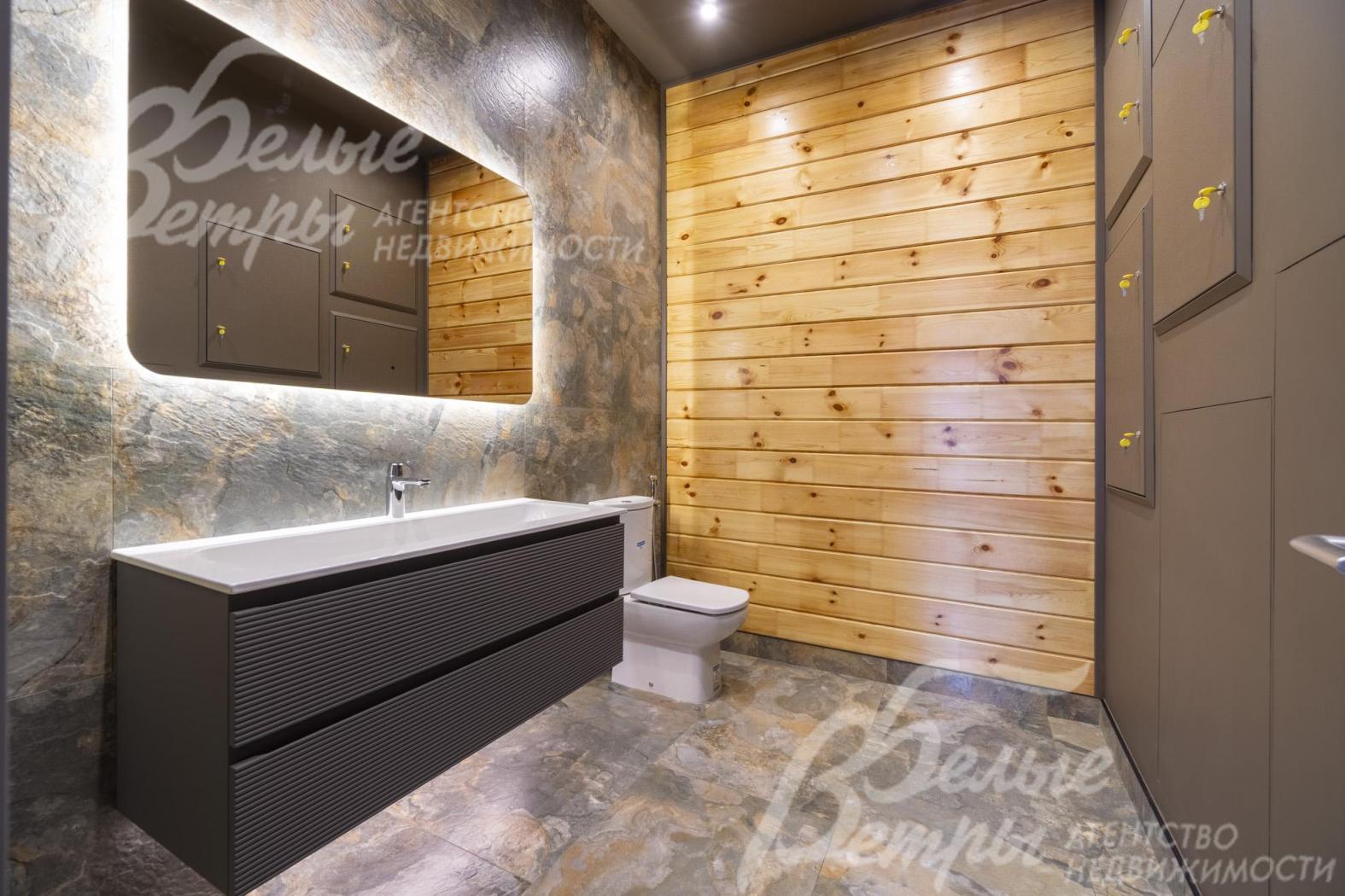 Гостевой санузел на первом этаже