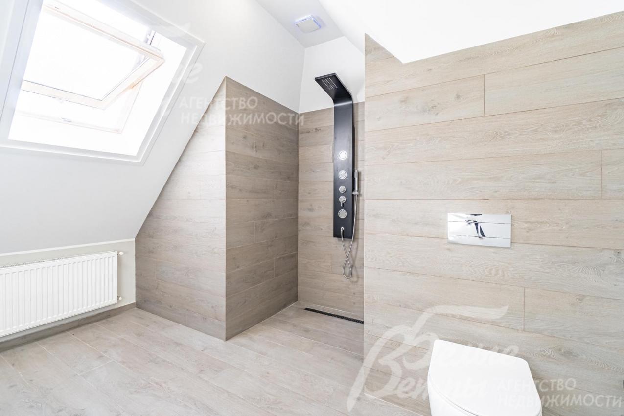 Санузел с душевой в мансарде - 12 кв.м