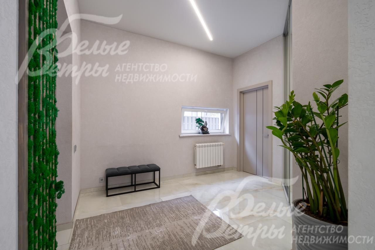 Просторная прихожая
