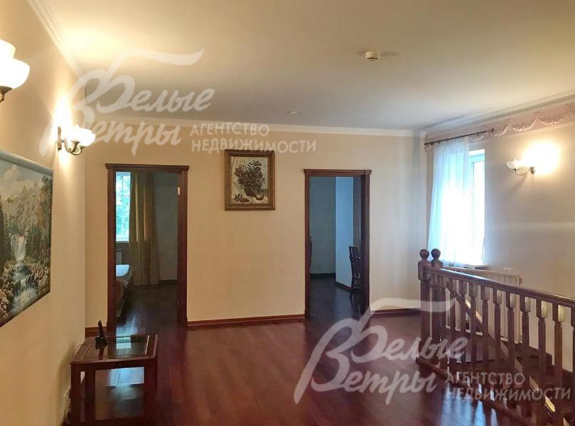 Холл второго этажа