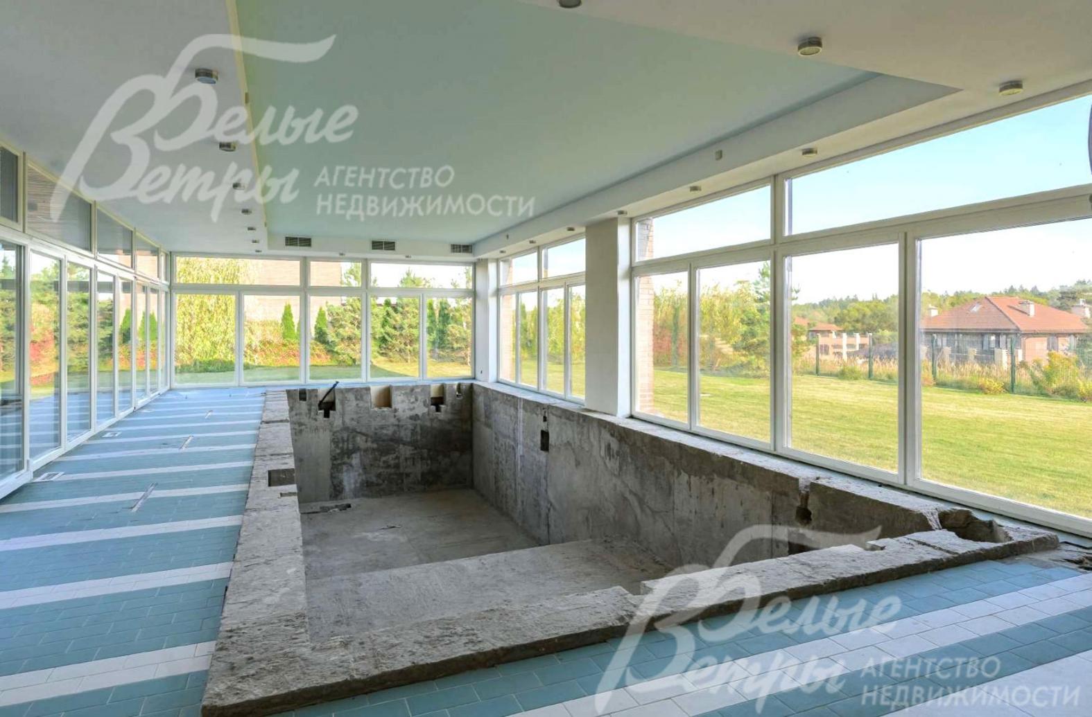 Бассейн чаша 11м*4м, панорамные окна с шикарным видом