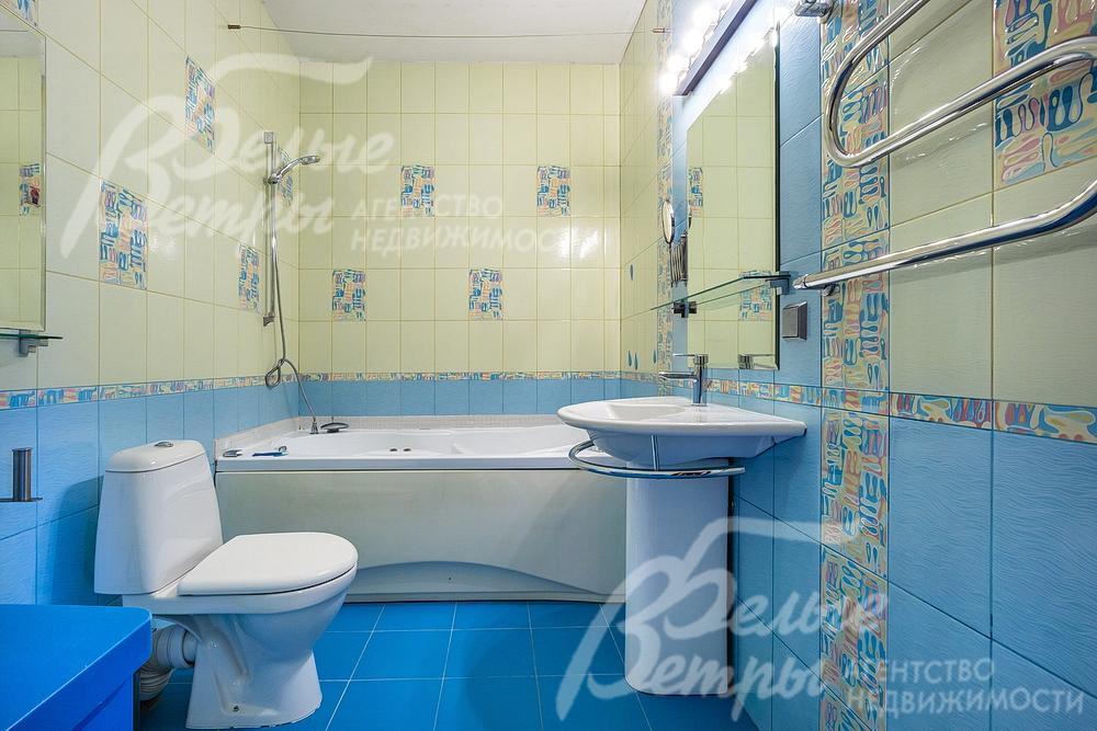 Детский санузел с ванной на 2ом этаже