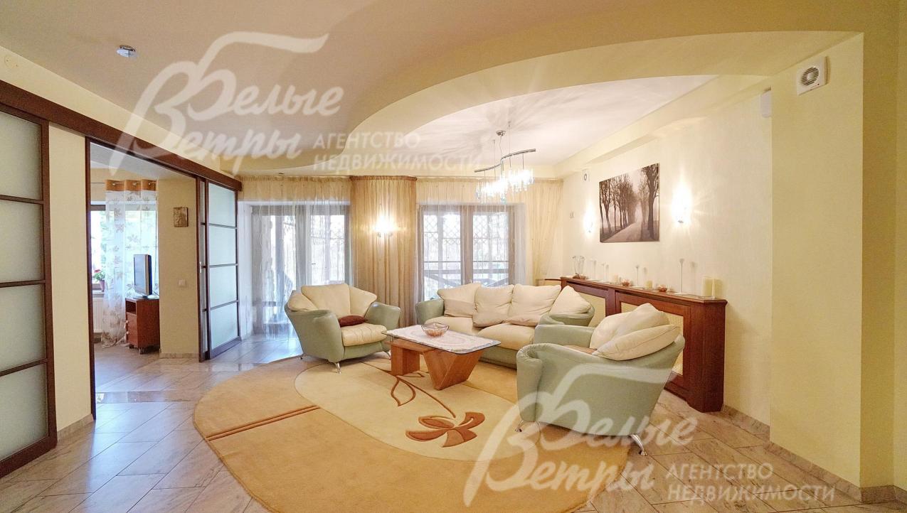 Зона столовой с выходом на террасу 22 кв.м 