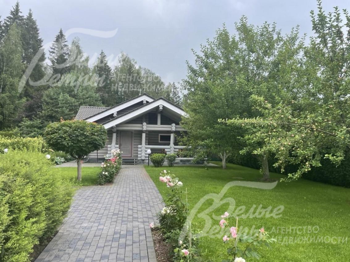 Баня с гостевой квартирой-студией. 