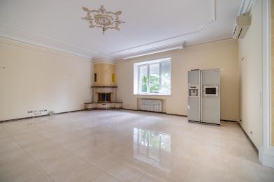 Дом, Светлый к/п (Губцево), 700 кв.м